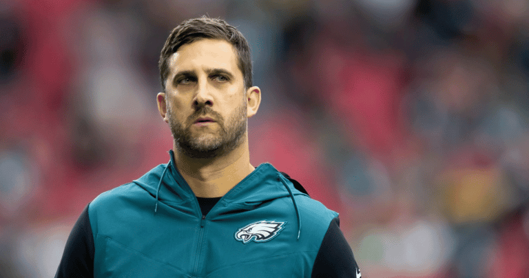 Superbowl Coach Drops Jaws with Patriotic Tears – Watch Him React to a Beautiful American Moment